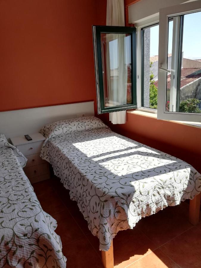 بيت شباب O Encontro فينيستيري المظهر الخارجي الصورة