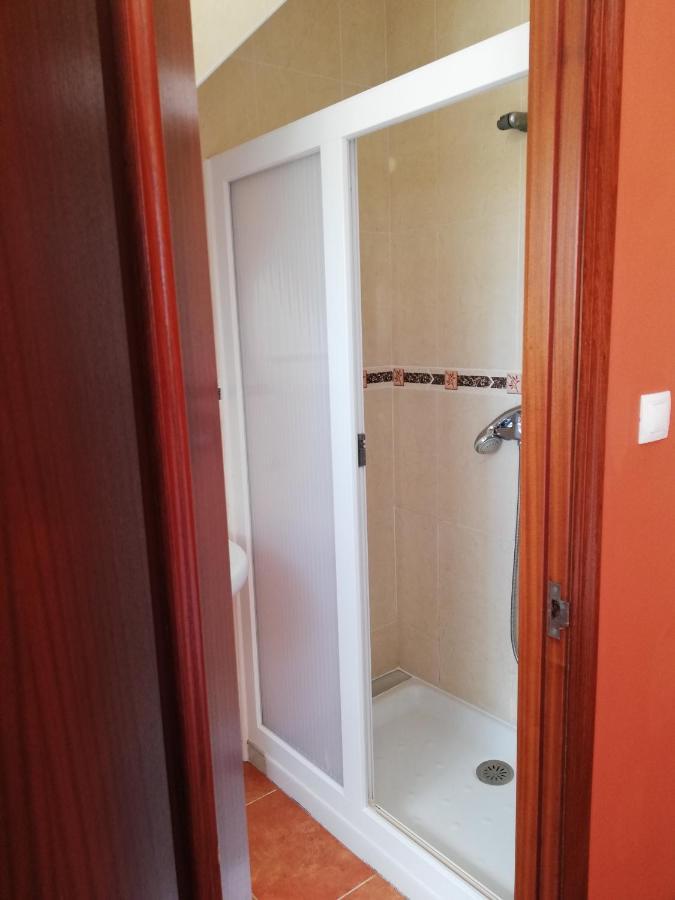 بيت شباب O Encontro فينيستيري المظهر الخارجي الصورة
